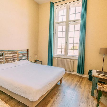Hotel Les Trois Lys Condom Exteriér fotografie