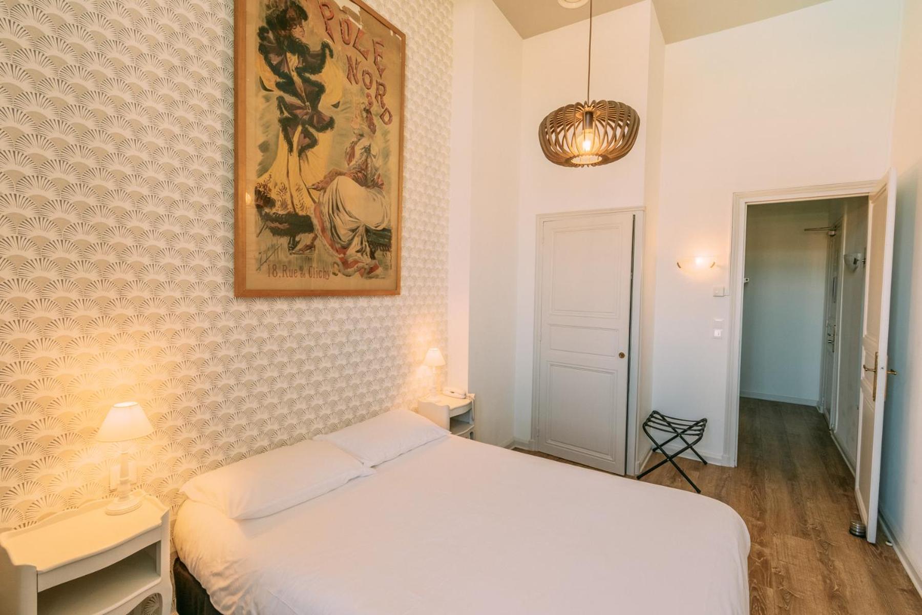 Hotel Les Trois Lys Condom Exteriér fotografie