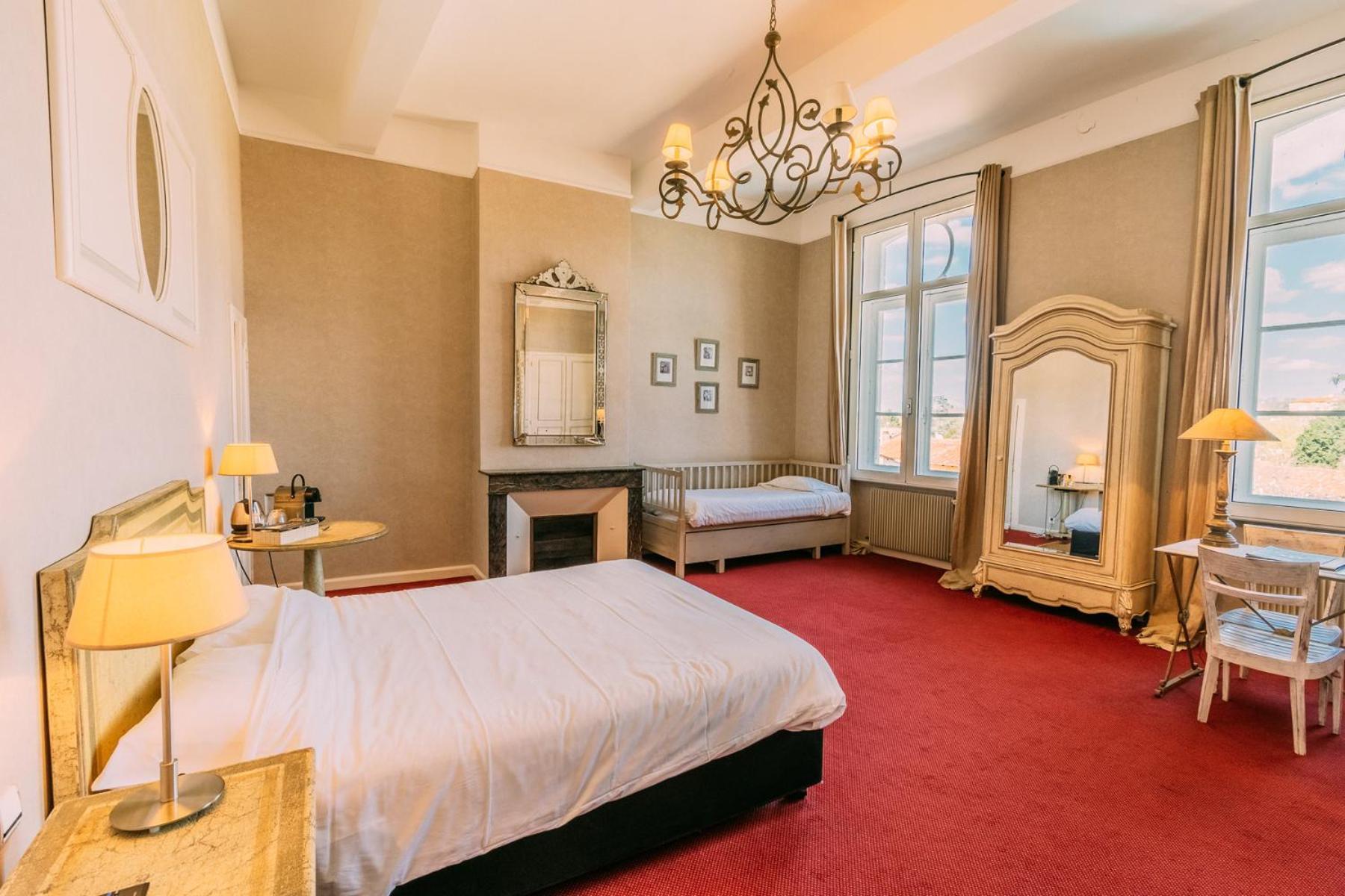Hotel Les Trois Lys Condom Exteriér fotografie