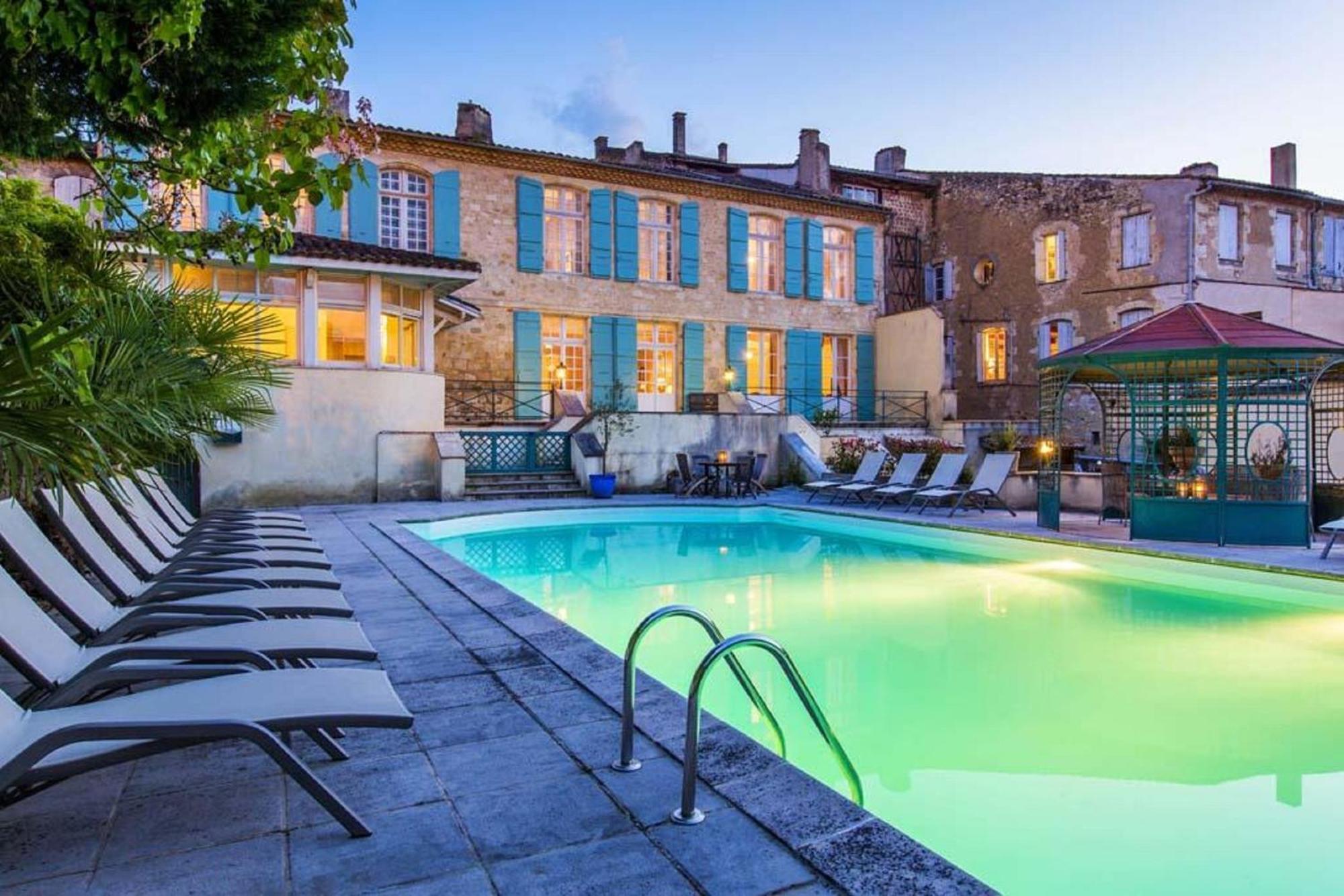 Hotel Les Trois Lys Condom Exteriér fotografie