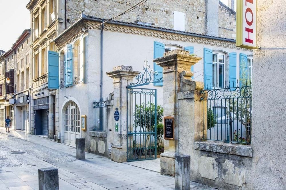 Hotel Les Trois Lys Condom Exteriér fotografie